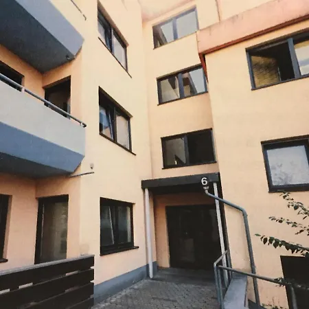 Zwei Mit Balkon Und Stellplatz Voll Möbliert *