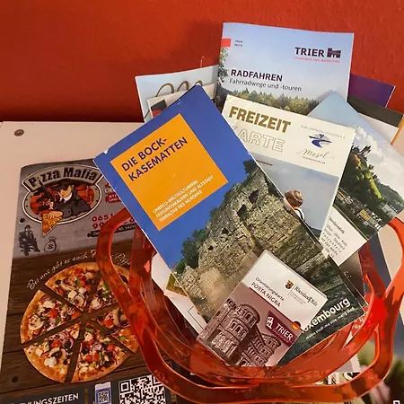 Lägenhet Zwei Mit Balkon Und Stellplatz Voll Moebliert