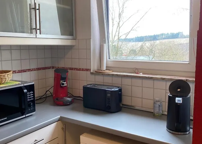 Appartamento Zwei Mit Balkon Und Stellplatz Voll Moebliert *